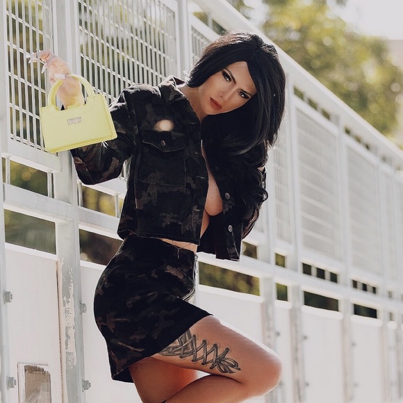 elli_luv